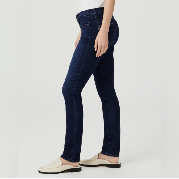 Paige Premium Denim Skyline Jeans. - Picture 3 of 16
